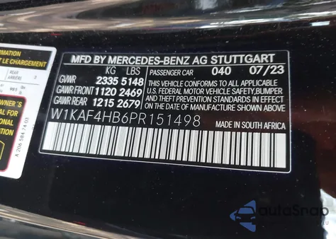 2023 Mercedes-Benz C 300 4Matic z USA, uszkodzony, nr VIN W1KAF4HB6PR151498